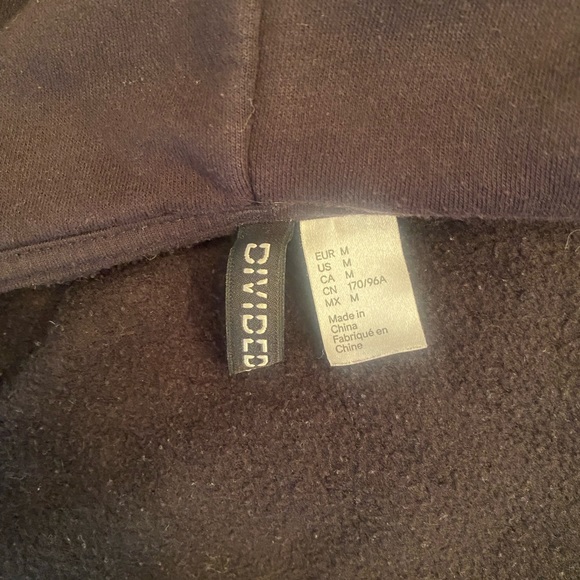 DIVIDED HOODIE - Picture 3 of 3